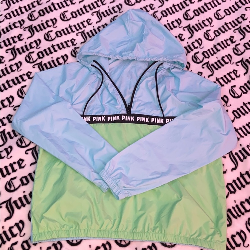 NWT PINK Wind Breaker / Hoodie / Pullover